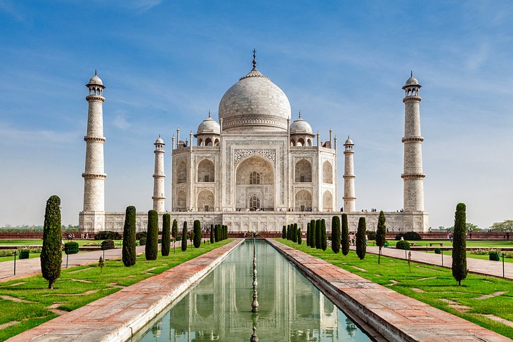 india-top-attractions-taj-mahal